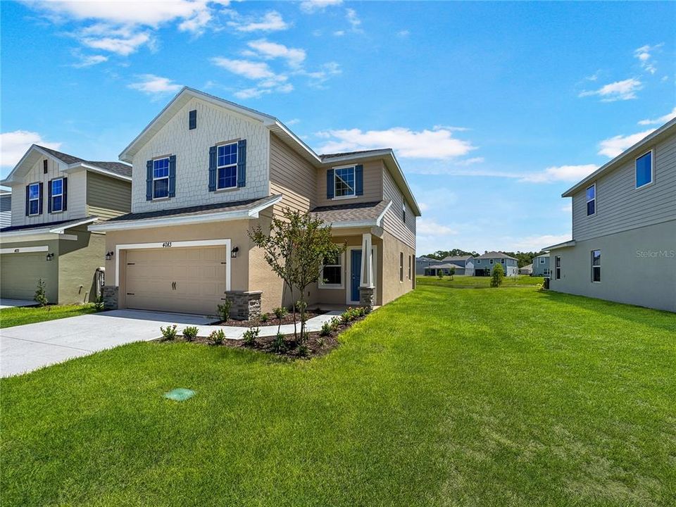 待售: $410,000 (4 贝兹, 2 浴室, 2202 平方英尺)