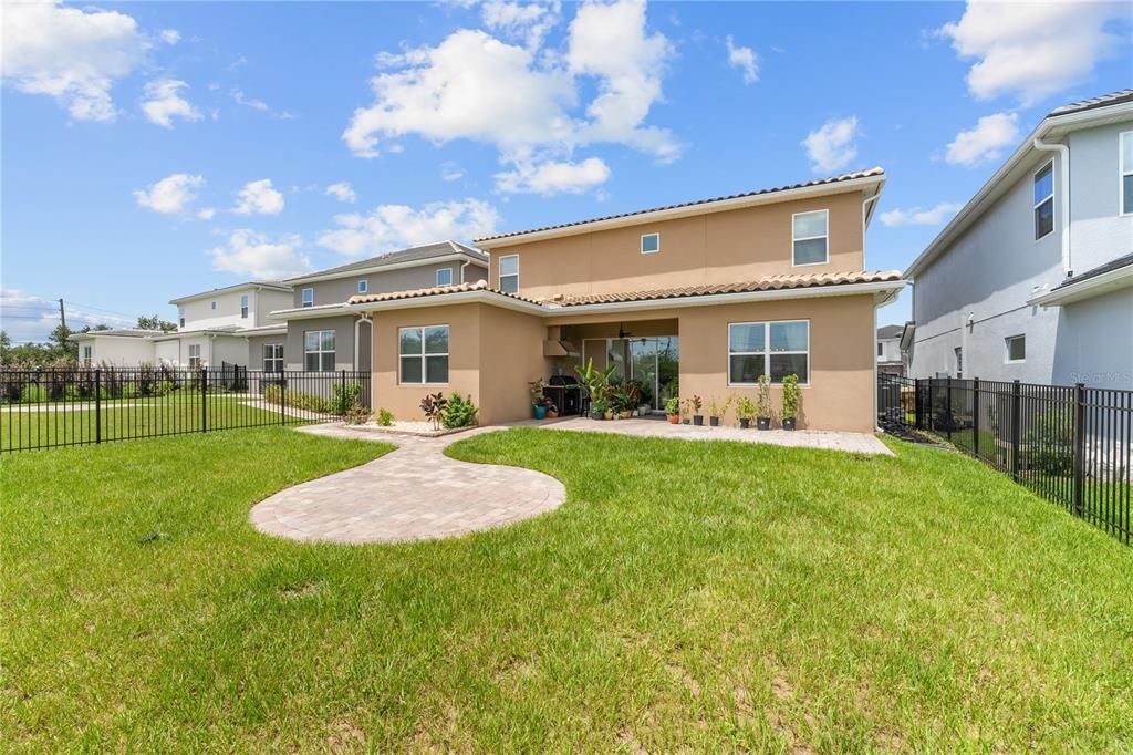 На продажу: $900,000 (5 спален, 4 ванн, 2856 Квадратных фут)