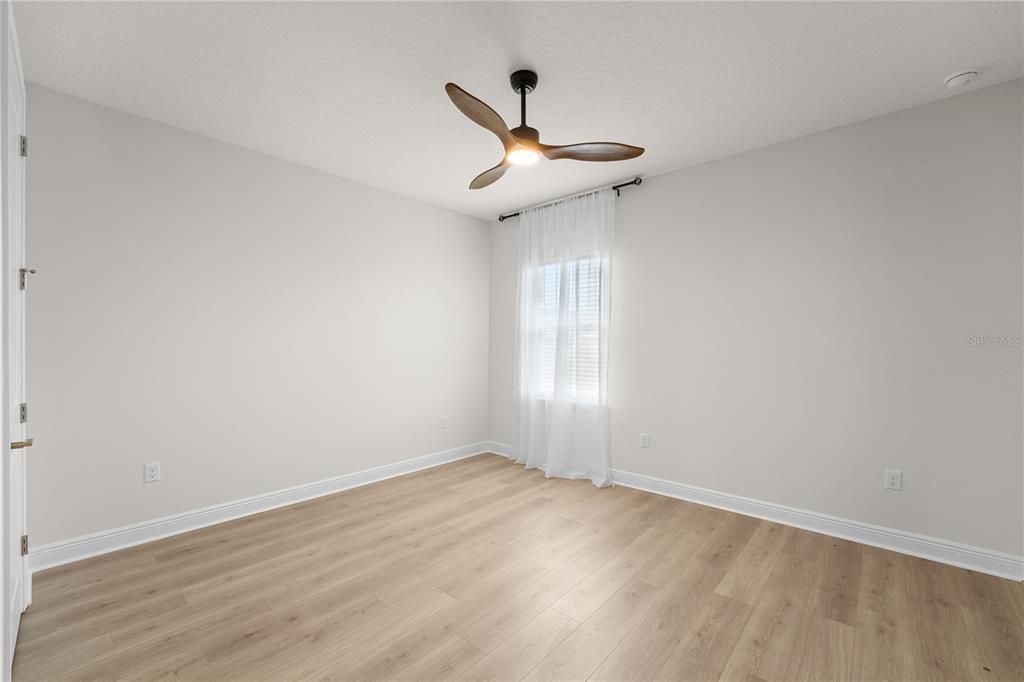 На продажу: $900,000 (5 спален, 4 ванн, 2856 Квадратных фут)