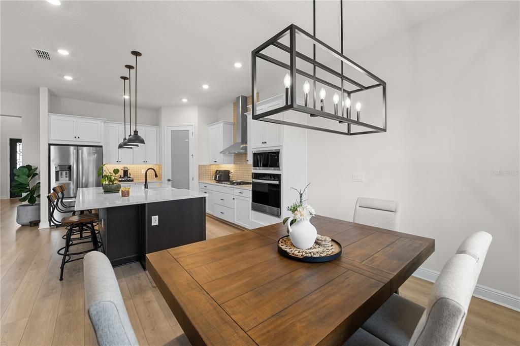 На продажу: $900,000 (5 спален, 4 ванн, 2856 Квадратных фут)