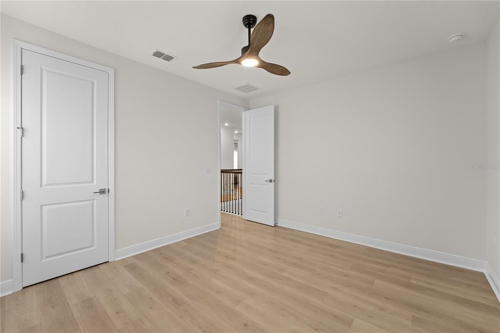 На продажу: $900,000 (5 спален, 4 ванн, 2856 Квадратных фут)