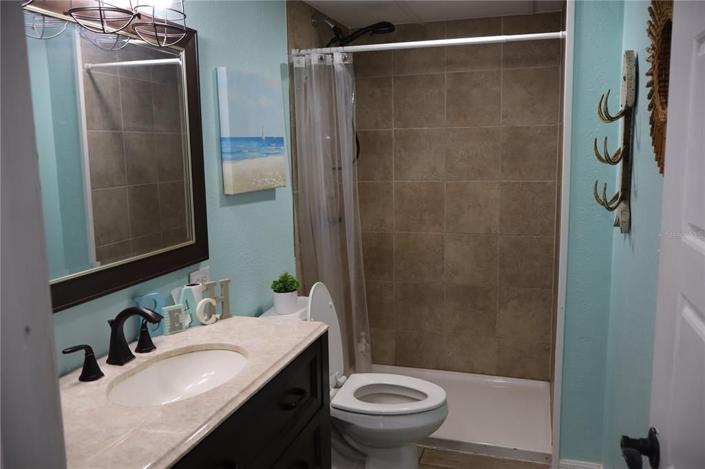 На продажу: $140,000 (3 спален, 2 ванн, 1568 Квадратных фут)