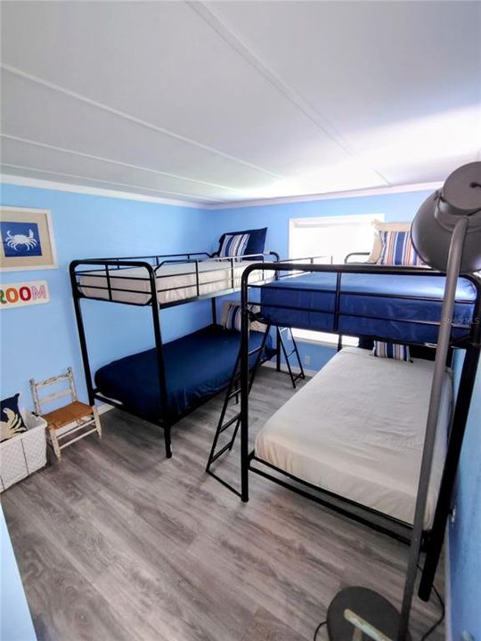 На продажу: $140,000 (3 спален, 2 ванн, 1568 Квадратных фут)