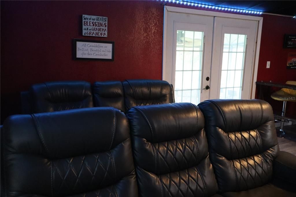 На продажу: $140,000 (3 спален, 2 ванн, 1568 Квадратных фут)