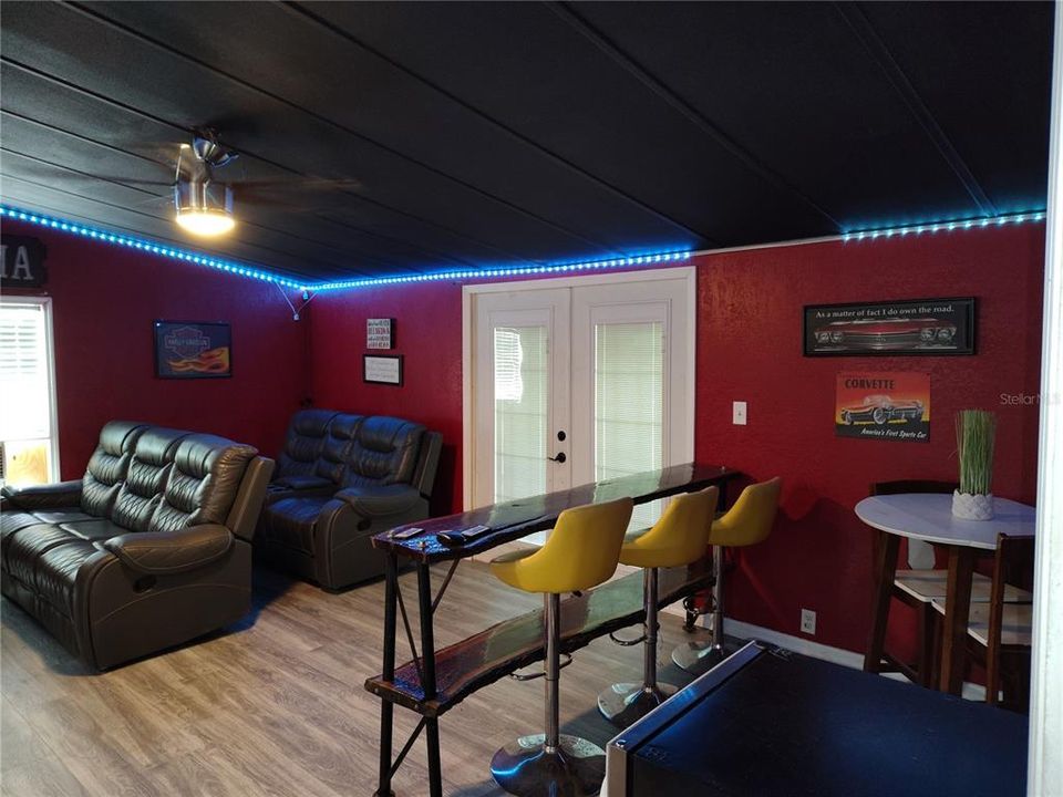 На продажу: $140,000 (3 спален, 2 ванн, 1568 Квадратных фут)