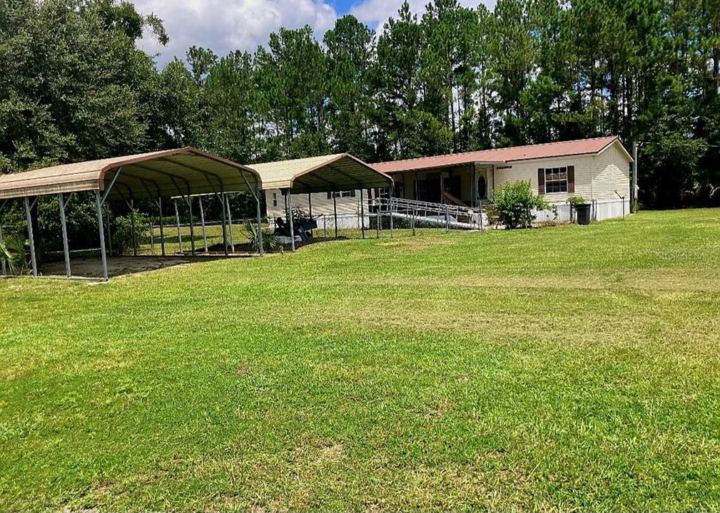 Недавно продано: $239,000 (4 спален, 3 ванн, 2500 Квадратных фут)