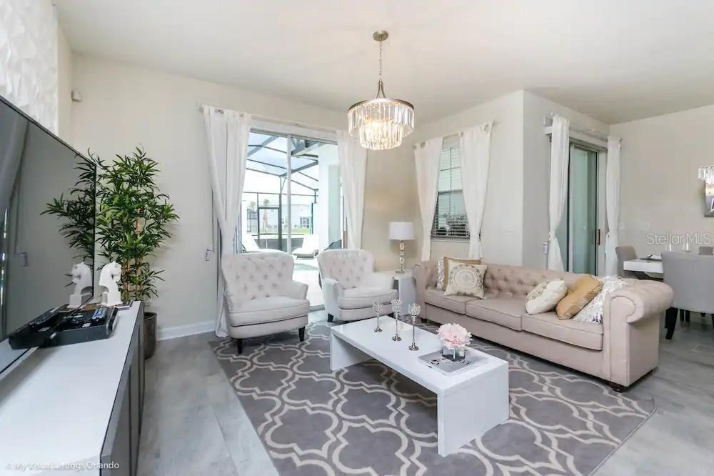 For Sale: $499,900 (4 beds, 3 baths, 1902 Square Feet)