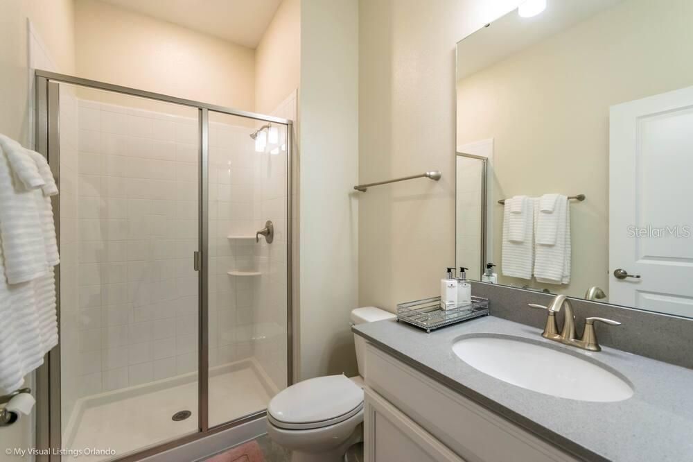 For Sale: $499,900 (4 beds, 3 baths, 1902 Square Feet)