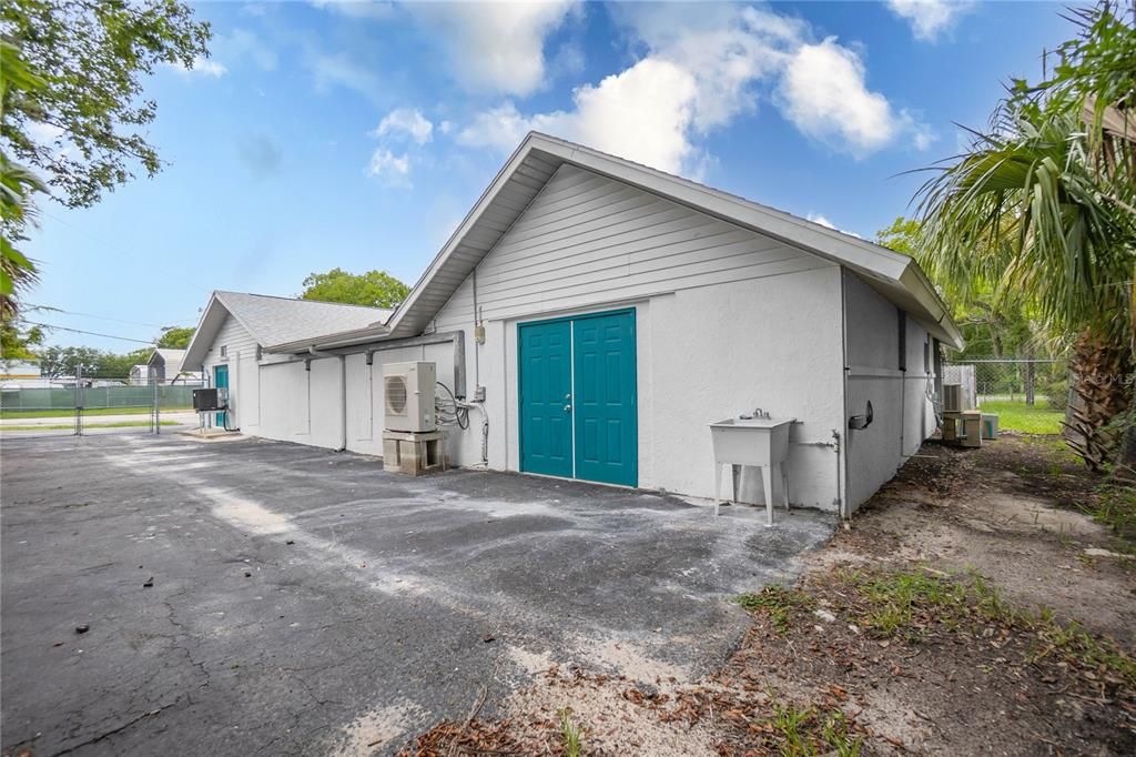 For Sale: $249,900 (0 beds, 0 baths, 2448 Square Feet)