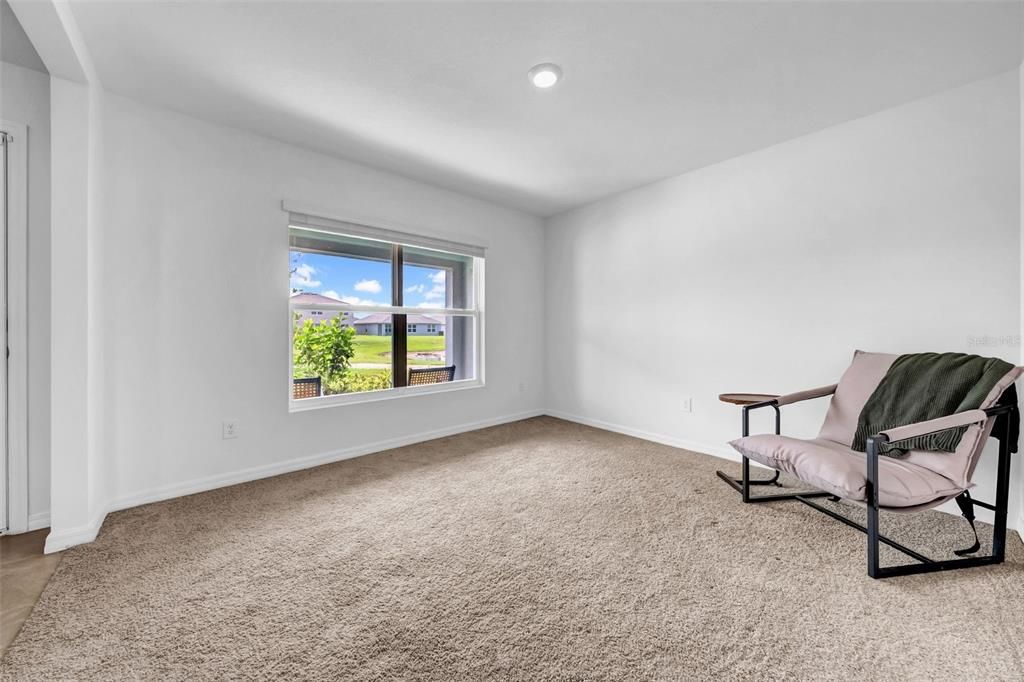 For Rent: $3,100 (5 beds, 3 baths, 2605 Square Feet)