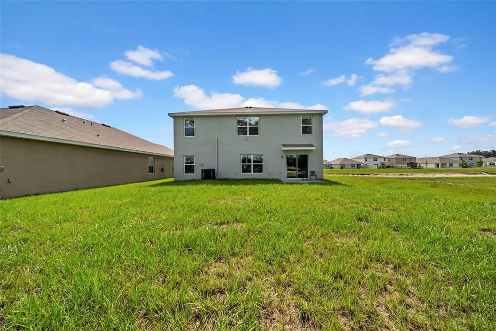 For Rent: $3,100 (5 beds, 3 baths, 2605 Square Feet)