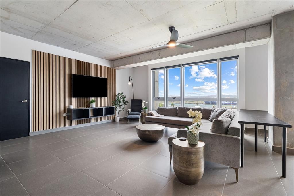 En Venta: $740,000 (1 camas, 2 baños, 1105 Pies cuadrados)