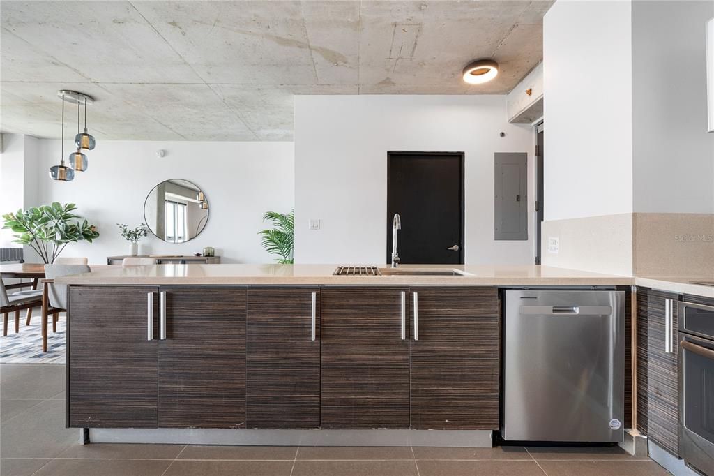 En Venta: $740,000 (1 camas, 2 baños, 1105 Pies cuadrados)