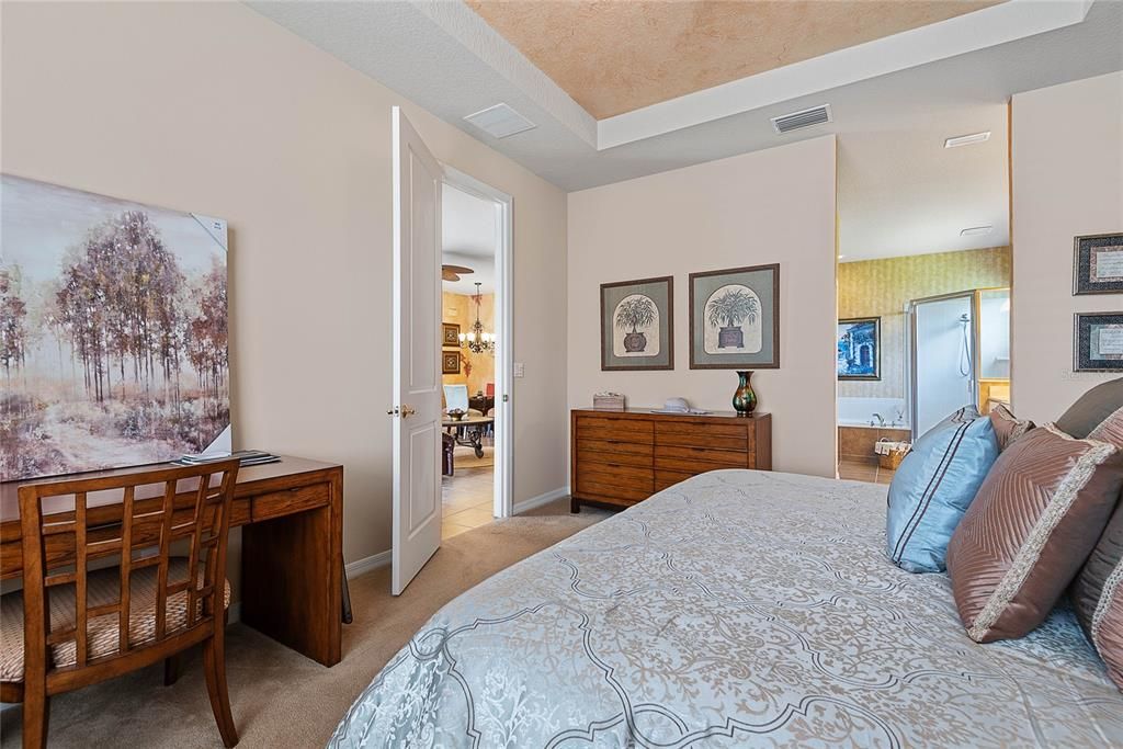 Active With Contract: $489,900 (3 beds, 2 baths, 1678 Square Feet)