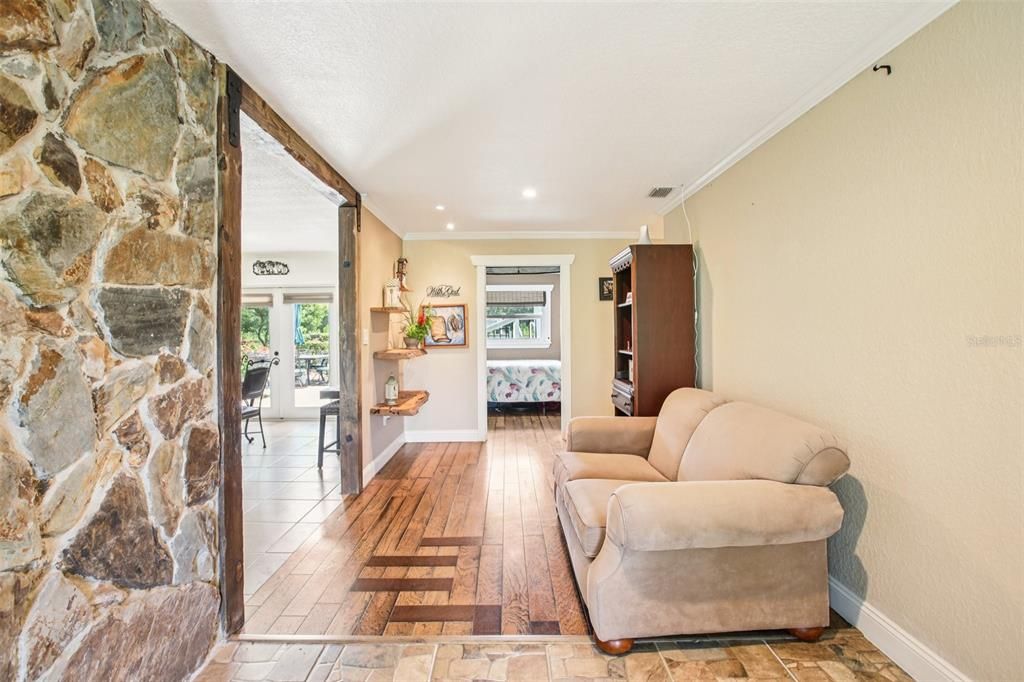 待售: $1,175,000 (3 贝兹, 2 浴室, 2636 平方英尺)