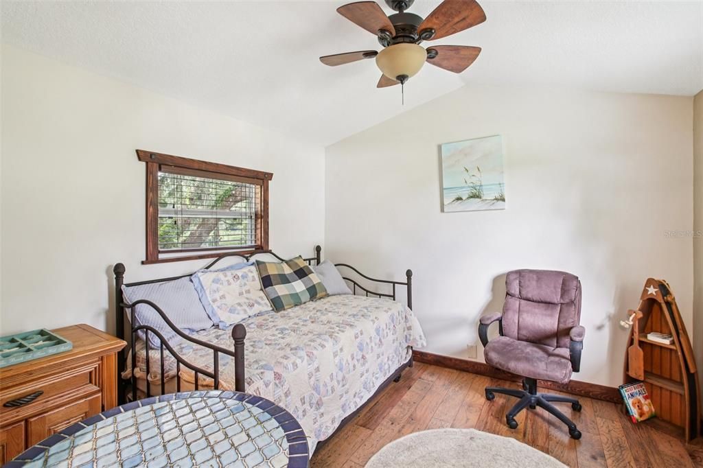 待售: $1,175,000 (3 贝兹, 2 浴室, 2636 平方英尺)