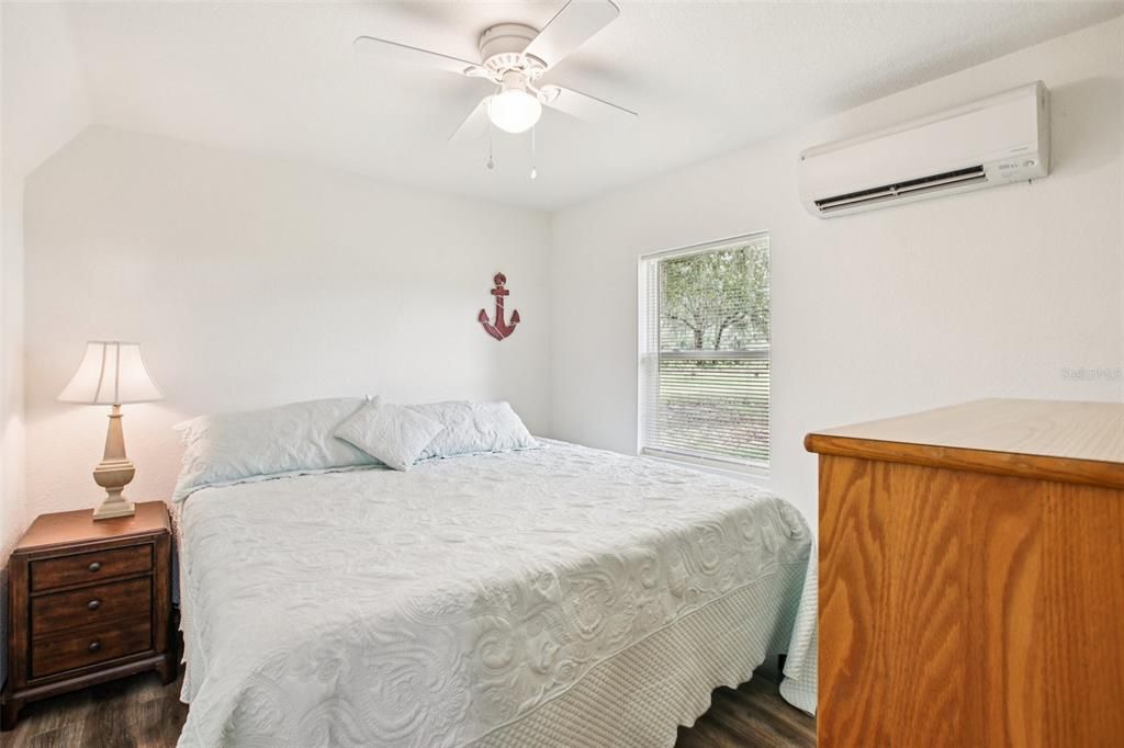 待售: $1,175,000 (3 贝兹, 2 浴室, 2636 平方英尺)