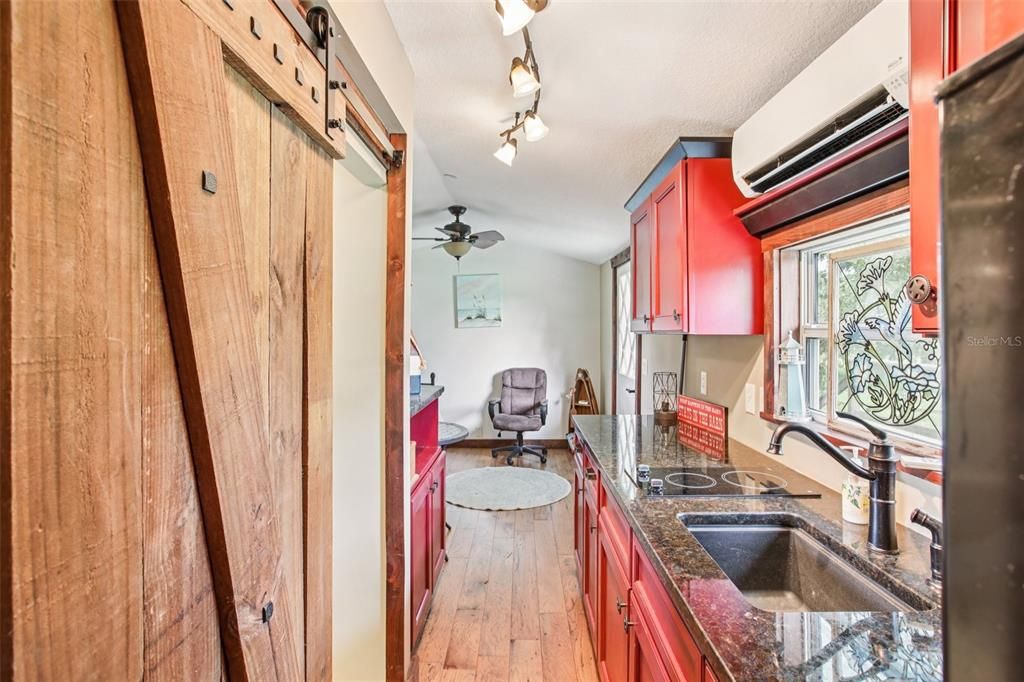 待售: $1,175,000 (3 贝兹, 2 浴室, 2636 平方英尺)