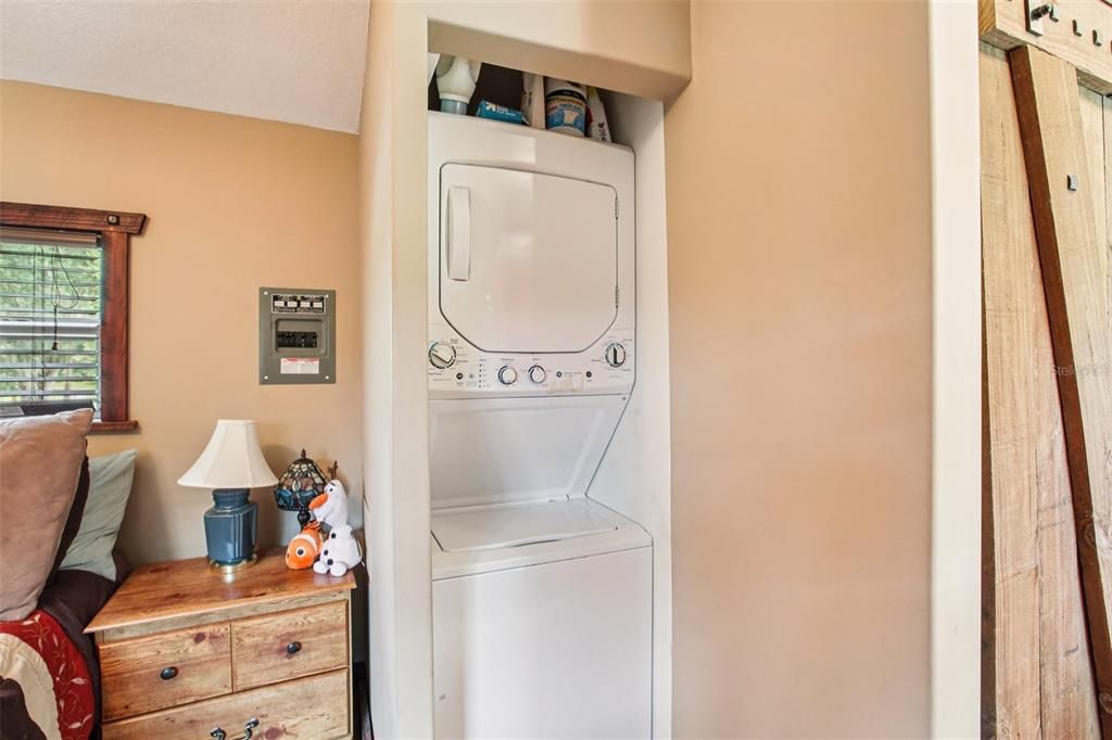 待售: $1,175,000 (3 贝兹, 2 浴室, 2636 平方英尺)