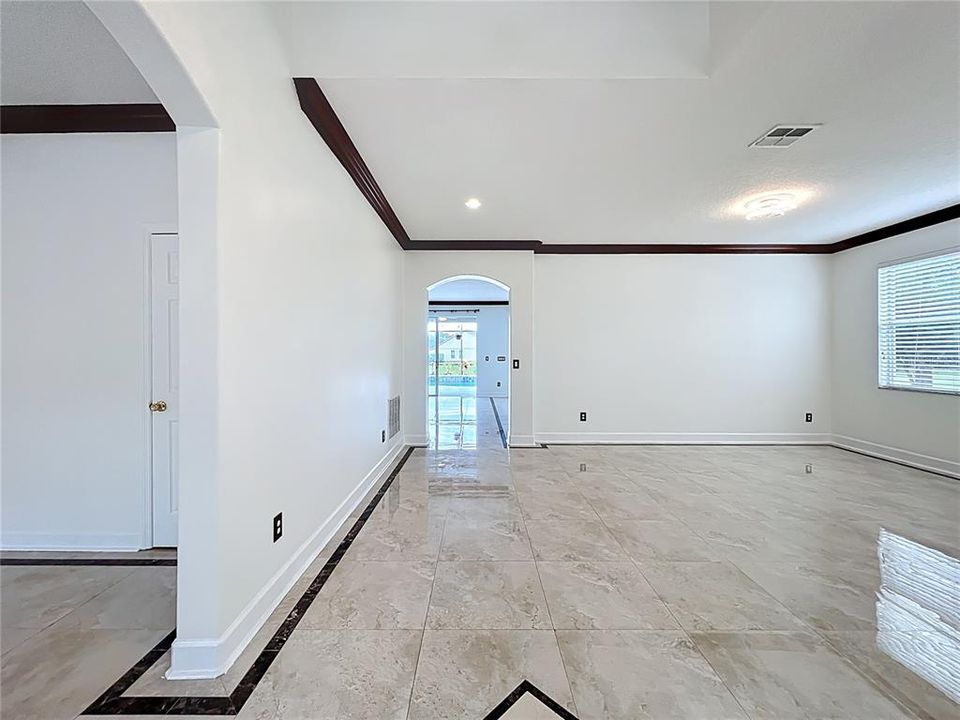 For Sale: $850,000 (5 beds, 3 baths, 3742 Square Feet)