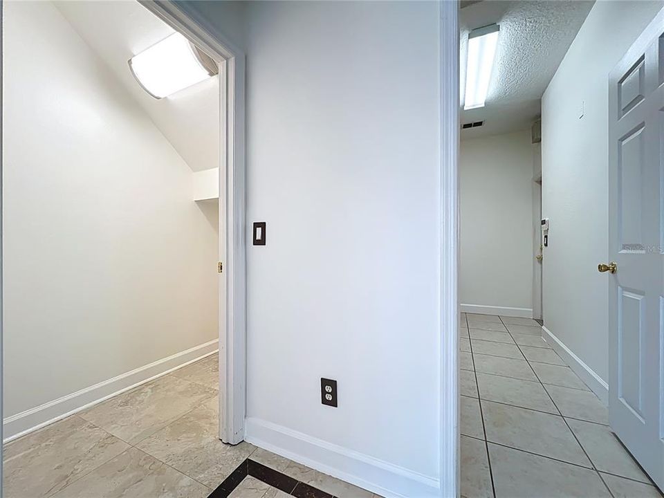 For Sale: $850,000 (5 beds, 3 baths, 3742 Square Feet)