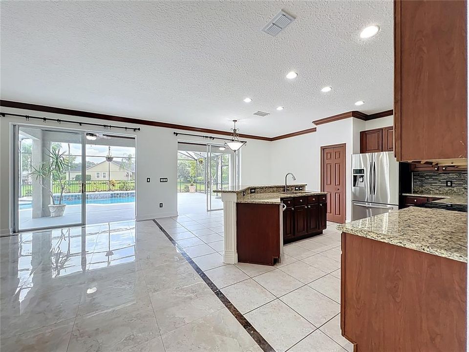 For Sale: $850,000 (5 beds, 3 baths, 3742 Square Feet)