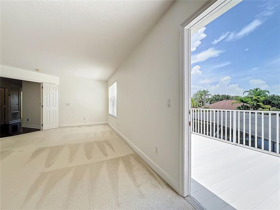 For Sale: $850,000 (5 beds, 3 baths, 3742 Square Feet)