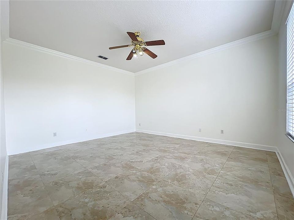 For Sale: $850,000 (5 beds, 3 baths, 3742 Square Feet)