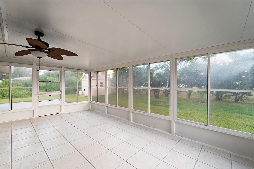 Active With Contract: $280,000 (2 beds, 2 baths, 1660 Square Feet)