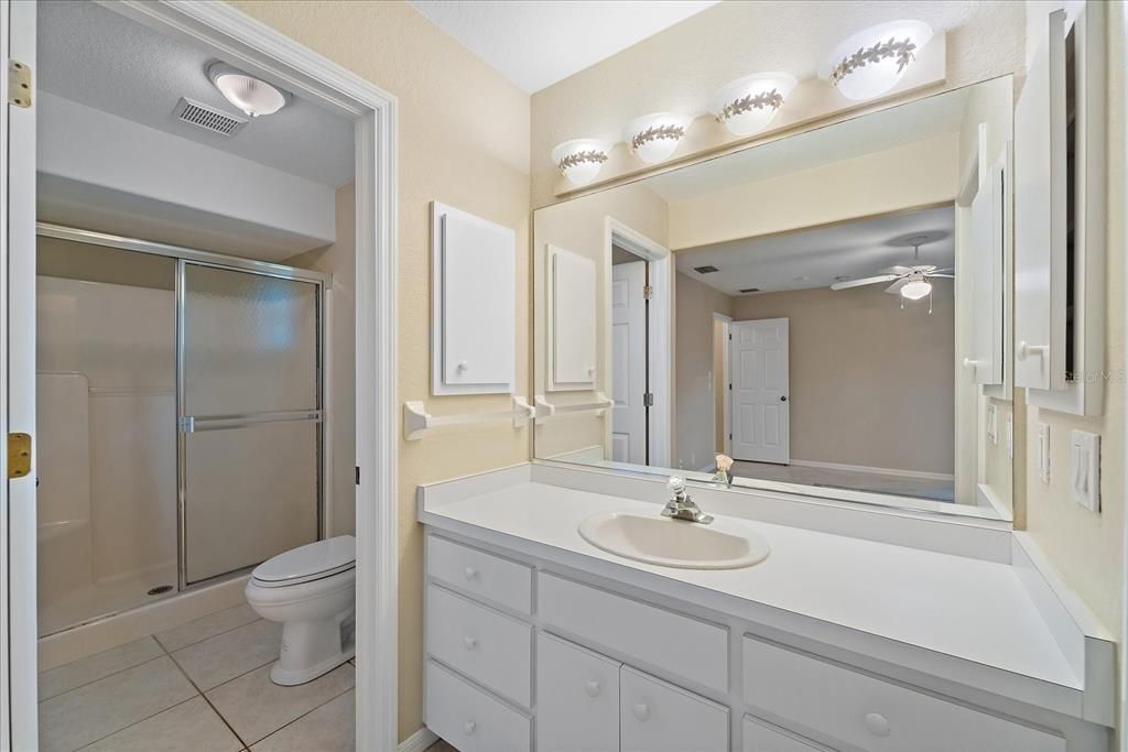 Active With Contract: $280,000 (2 beds, 2 baths, 1660 Square Feet)