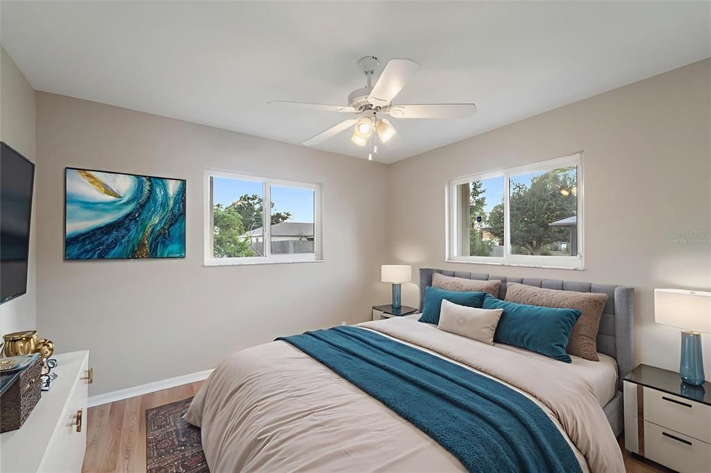 Active With Contract: $280,000 (2 beds, 2 baths, 1660 Square Feet)