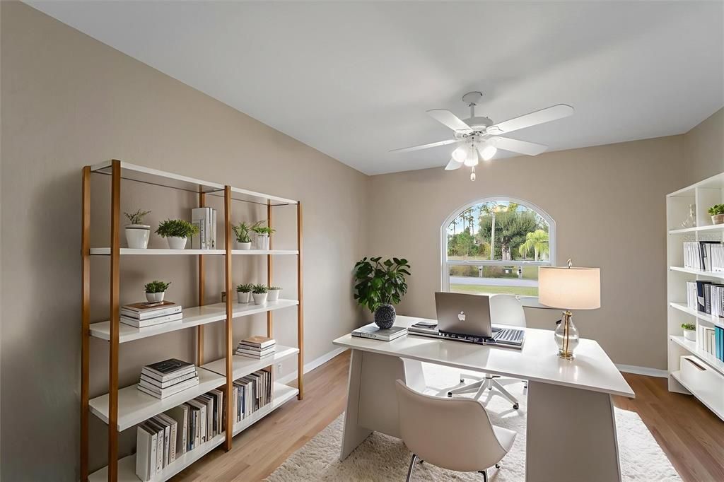 Active With Contract: $280,000 (2 beds, 2 baths, 1660 Square Feet)