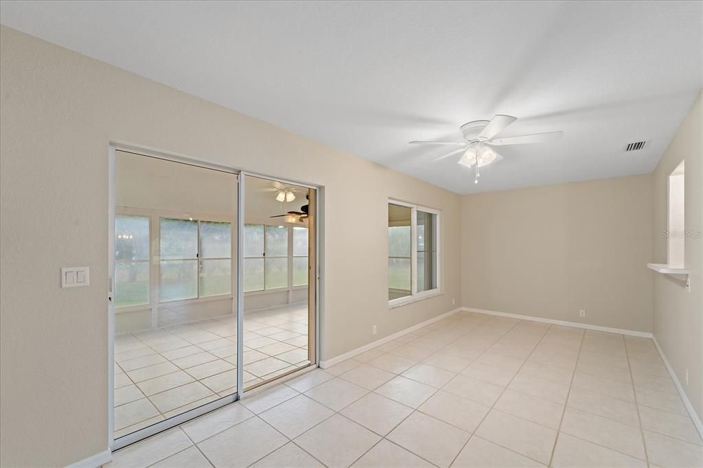 Active With Contract: $280,000 (2 beds, 2 baths, 1660 Square Feet)