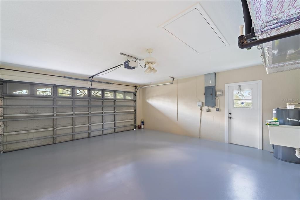 Active With Contract: $280,000 (2 beds, 2 baths, 1660 Square Feet)