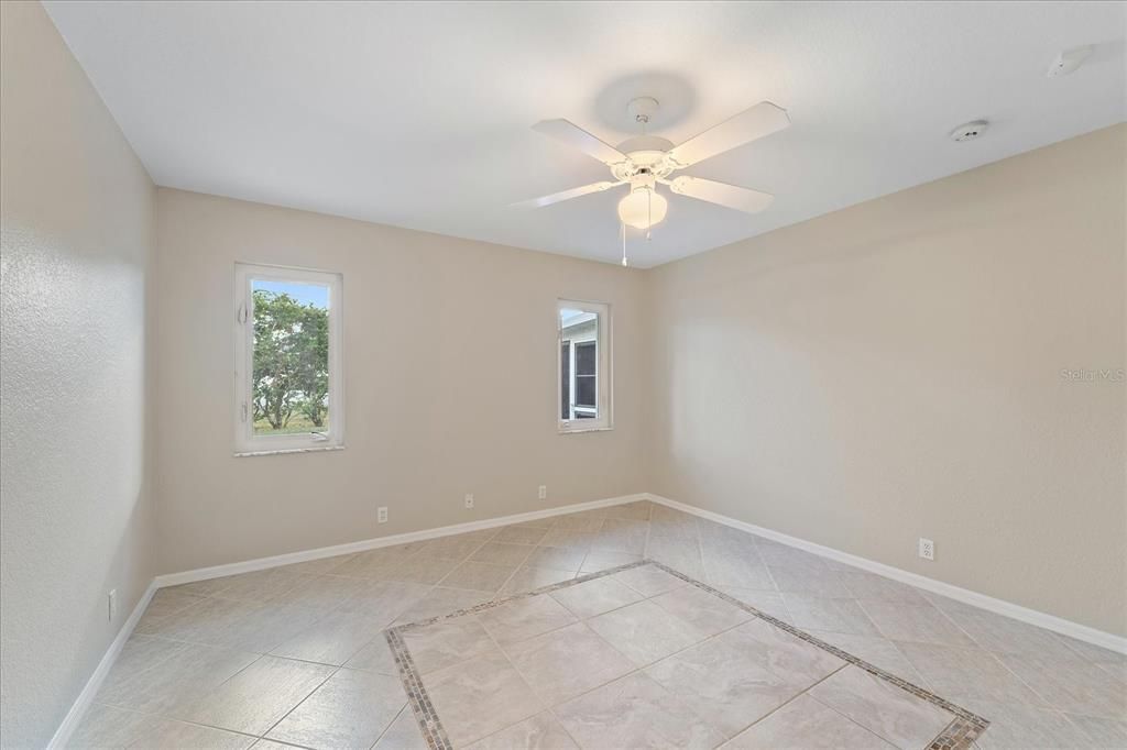 Active With Contract: $280,000 (2 beds, 2 baths, 1660 Square Feet)