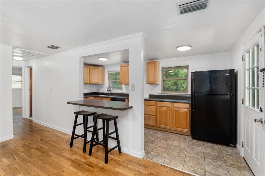 En Venta: $168,500 (2 camas, 1 baños, 816 Pies cuadrados)