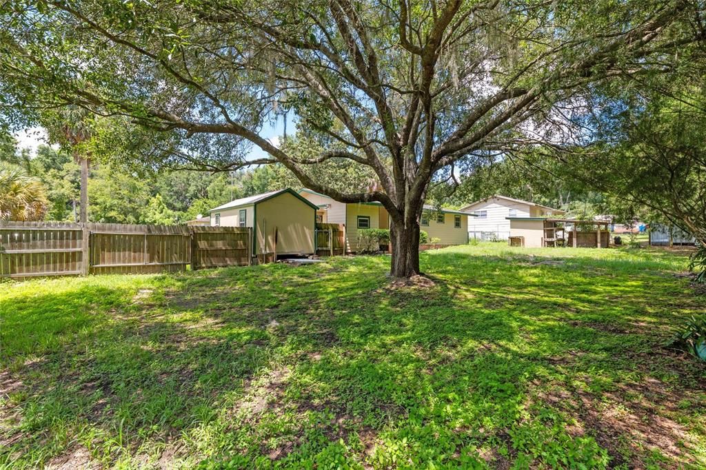 En Venta: $168,500 (2 camas, 1 baños, 816 Pies cuadrados)