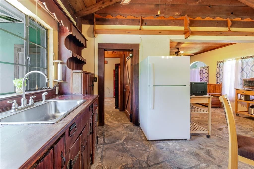 For Sale: $740,000 (3 beds, 3 baths, 2244 Square Feet)