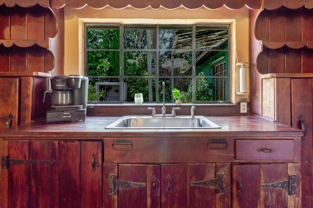 For Sale: $740,000 (3 beds, 3 baths, 2244 Square Feet)