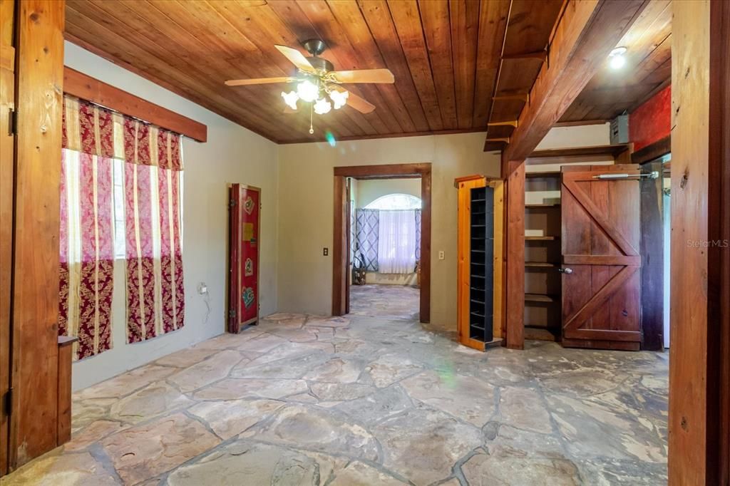 For Sale: $740,000 (3 beds, 3 baths, 2244 Square Feet)