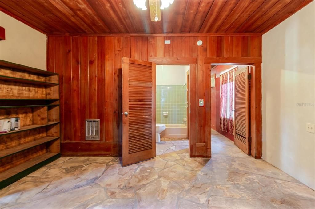 For Sale: $740,000 (3 beds, 3 baths, 2244 Square Feet)