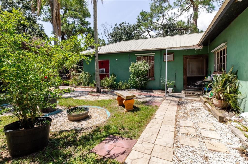 For Sale: $740,000 (3 beds, 3 baths, 2244 Square Feet)