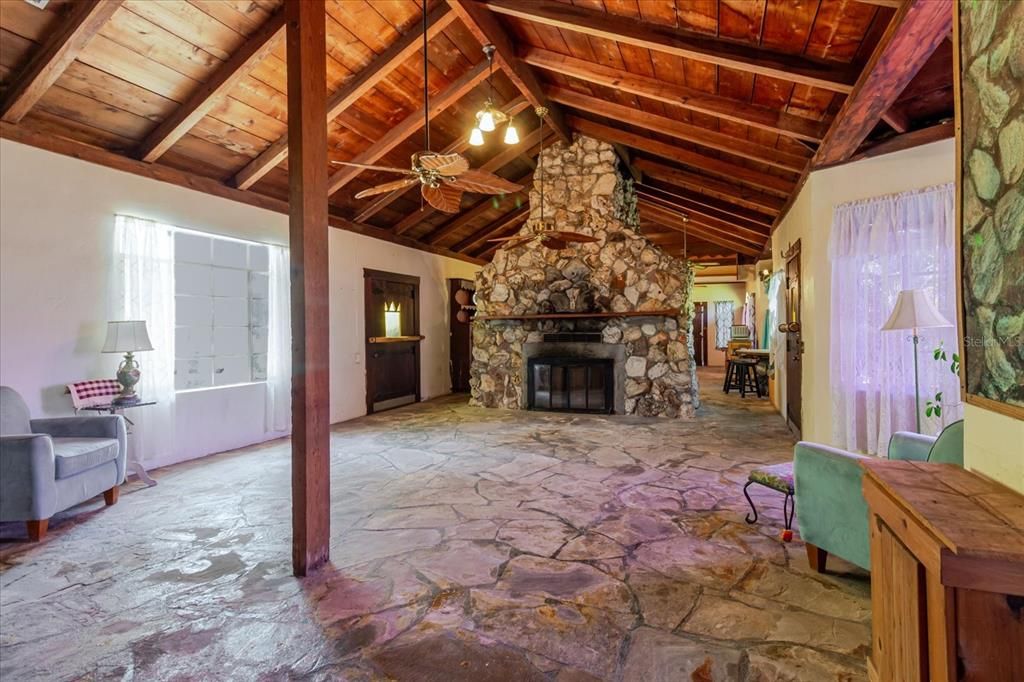 For Sale: $740,000 (3 beds, 3 baths, 2244 Square Feet)