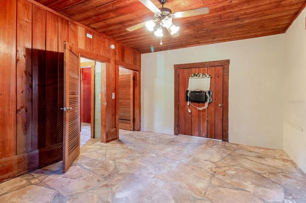 For Sale: $740,000 (3 beds, 3 baths, 2244 Square Feet)