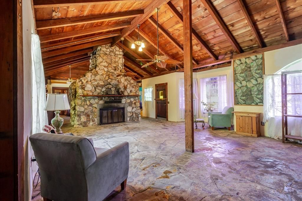 For Sale: $740,000 (3 beds, 3 baths, 2244 Square Feet)