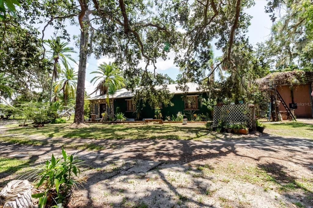 For Sale: $740,000 (3 beds, 3 baths, 2244 Square Feet)