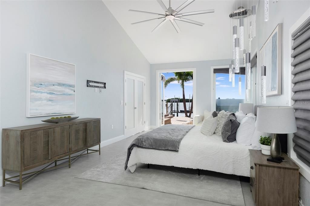 For Sale: $2,399,000 (3 beds, 3 baths, 2888 Square Feet)