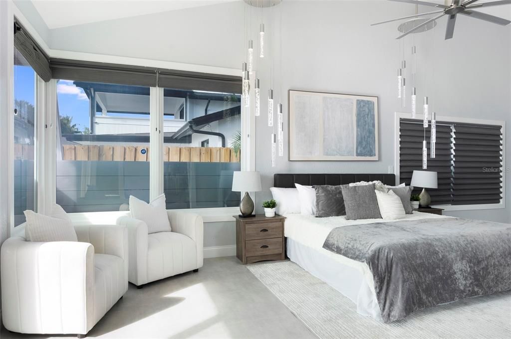 For Sale: $2,399,000 (3 beds, 3 baths, 2888 Square Feet)