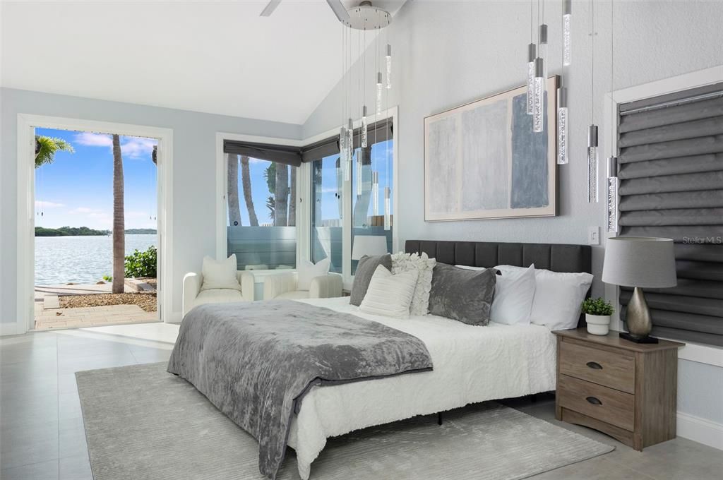 For Sale: $2,399,000 (3 beds, 3 baths, 2888 Square Feet)