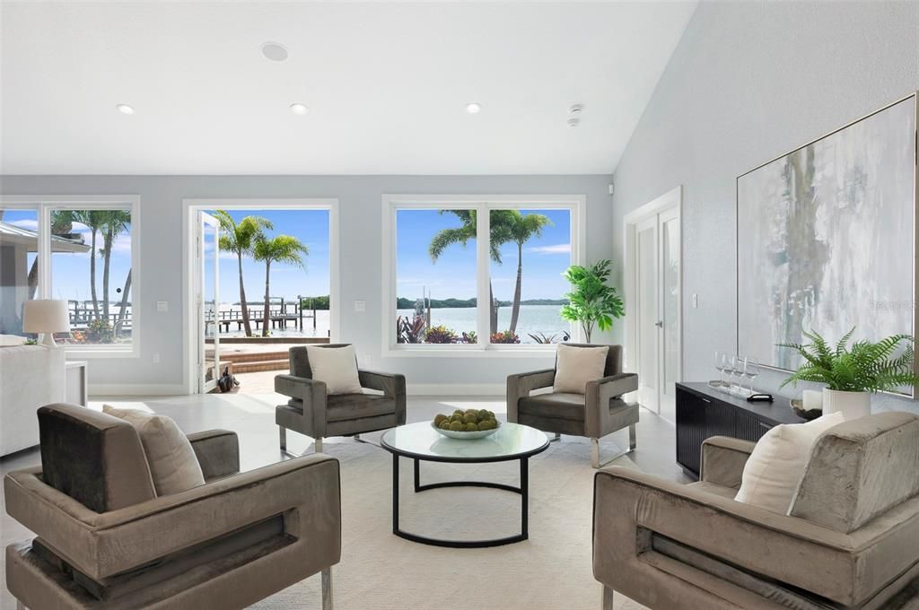 For Sale: $2,399,000 (3 beds, 3 baths, 2888 Square Feet)